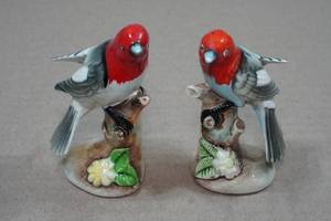 lot 168 image: Vintage Salt & Pepper Shaker Set - Birds