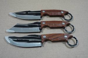 lot 193 image: Set of 3 Rolled Steel Hunting Knives