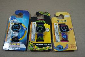 lot 200 image: 3 LED Watches - Sonic, TMNT, Lilo & Stitch