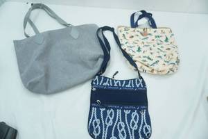 lot 20 image: NEW Quilted Fishing Lure Print Bag Nautica Cross Body Bag NEW Grey Yankee Candle Tote Bag