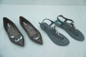 lot 29 image: NEWLIKE NEW Womens Sandals & Shoes