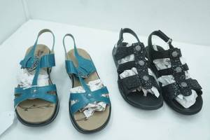 lot 42 image: NEW & Like NEW Womens Sandals (2 pair)