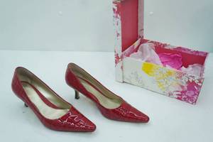 lot 63 image: Jones New York Red Faux Crocodile Heels. Size 7.5