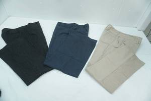 lot 129 image: 3ct Womens Dress Pants. Very Good Condition