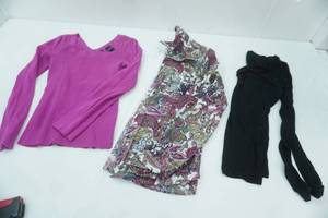 lot 153 image: 3ct Womens Shirts. In good Condition