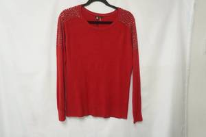 lot 213 image: NWT Vila Milano Size L. Red Sweater