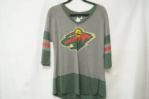 lot 230 image: NHL Minnesota Wild 34 Sleeve V-Neck Shirt. (no size tag. LXL)