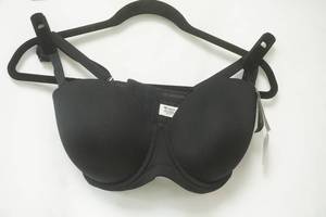 lot 259 image: NWT Wacoal Black Bra (adjustable strapsstrapless) Size 36DDD