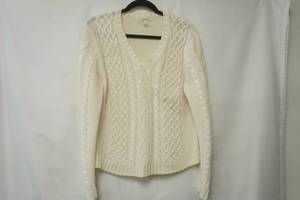 lot 305 image: St. Johns Bay Ivory Knit Sweater Size L