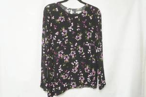 lot 312 image: J. Jill Black Floral Blouse Size S