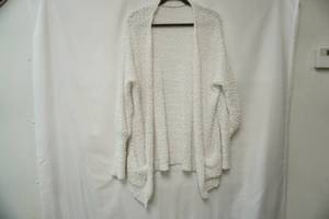 lot 322 image: Long White Knit Open Front Cardigan