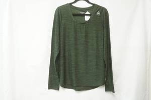 lot 331 image: Reebok Size L Dark Green Long Sleeve Shirt