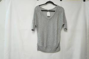 lot 365 image: Studio Y Size M Silver Knit Blouse