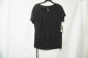 lot 391 image: NWT Old Navy Active Size L Black Shirt