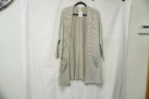 lot 449 image: Donni CoverCardigan. (ofsa tall unique)