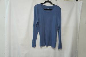 lot 504 image: Gap size L, long sleeve