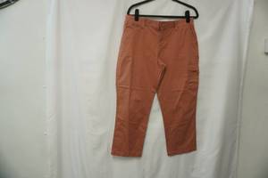 lot 519 image: Sonoma LifeStyle Mid Rise Capri Size 12