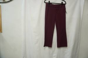 lot 524 image: Old Navy Size 10 Pixie Mid Rise Burgundy Slacks