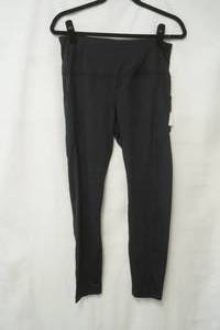 lot 531 image: NWT Velocity size L black leggings