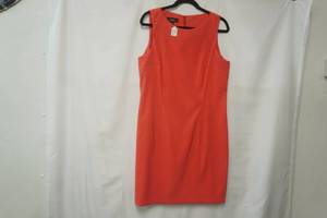 lot 590 image: AGB Dress Size 16