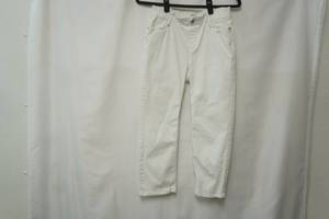 lot 600 image: J. Jill Denim Size 4 High rise white cropped