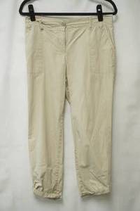 lot 652 image: Talbots Size 6 cropped khaki pants