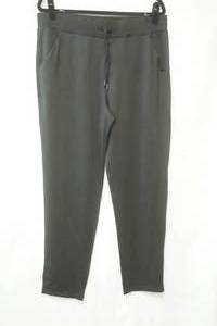 lot 690 image: 32 Cool Size L Black Jogger