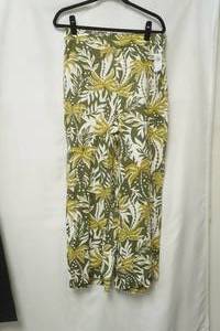 lot 696 image: NWT Old Navy Playa Wide Leg size L