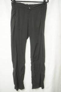 lot 863 image: REI Womens Black Pants size 6