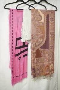 lot 892 image: scarves, pink , Maurices white,paisley with fringe