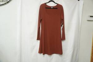 lot 705 image: NWT Dress L Rust colored