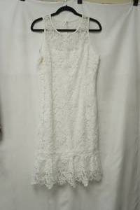 lot 725 image: White House Black Market white lace sheath dress size 8