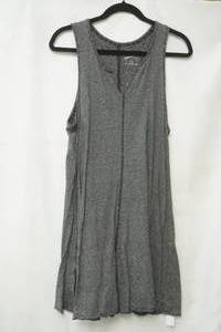 lot 748 image: Universal Threads Black white stripe dress size