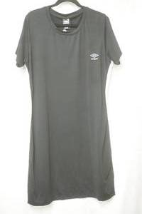 lot 813 image: Umbro black dress size xxl