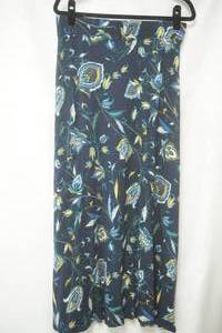 lot 839 image: Westport skirt blue print , sizeM