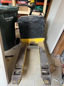 lot 18 image: Hyster WA02 Motorized Hand Truck - Electric Pallet Jack, 40,000 lb Capacity - FOR REPAIR