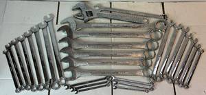 lot 80 image: 29 pc Jumbo and Regular Wrench Set