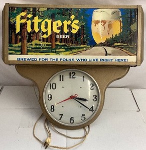 lot 24 image: Vintage Fitgers Beer Light Up Sign and Clock (Duluth, MN)