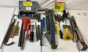 lot 127 image: Punch, Pry Bar and Chiesel Package