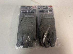 lot 13 image: Iron Clad EXO Tactical Operator Grip Gloves Free Flashlights Included (Qty 2) NEW
