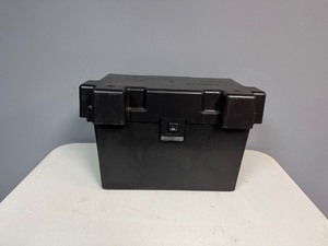 lot 43 image: Plastic Battery Box