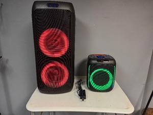 lot 51 image: Party Speakers with LED Lights.