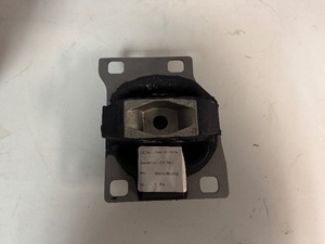 lot 54 image: Gearbox Mounting EM-2986