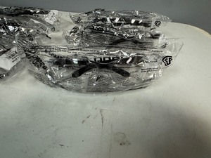lot 71 image: Fastenal G8 Safety Glasses Blad, Clear Hard Coat Lens (Qty 6)