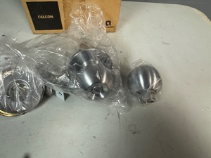 lot 88 image: Falcon Door Handle