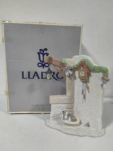 *Rare * Lladro "It's Almost Time" from the Santa's Workshop Collection