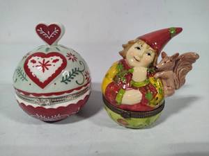 lot 45 image: Villeroy & Boch Hinged Trinket Boxes