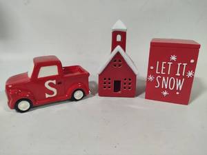 lot 48 image: Wondershop Asst Holiday Decor