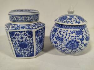 lot 147 image: Two Blue & White Jars wLids