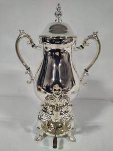 lot 160 image: Towle Silver Plated Samovar